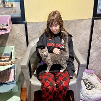 kacey time sabino and cats (6)